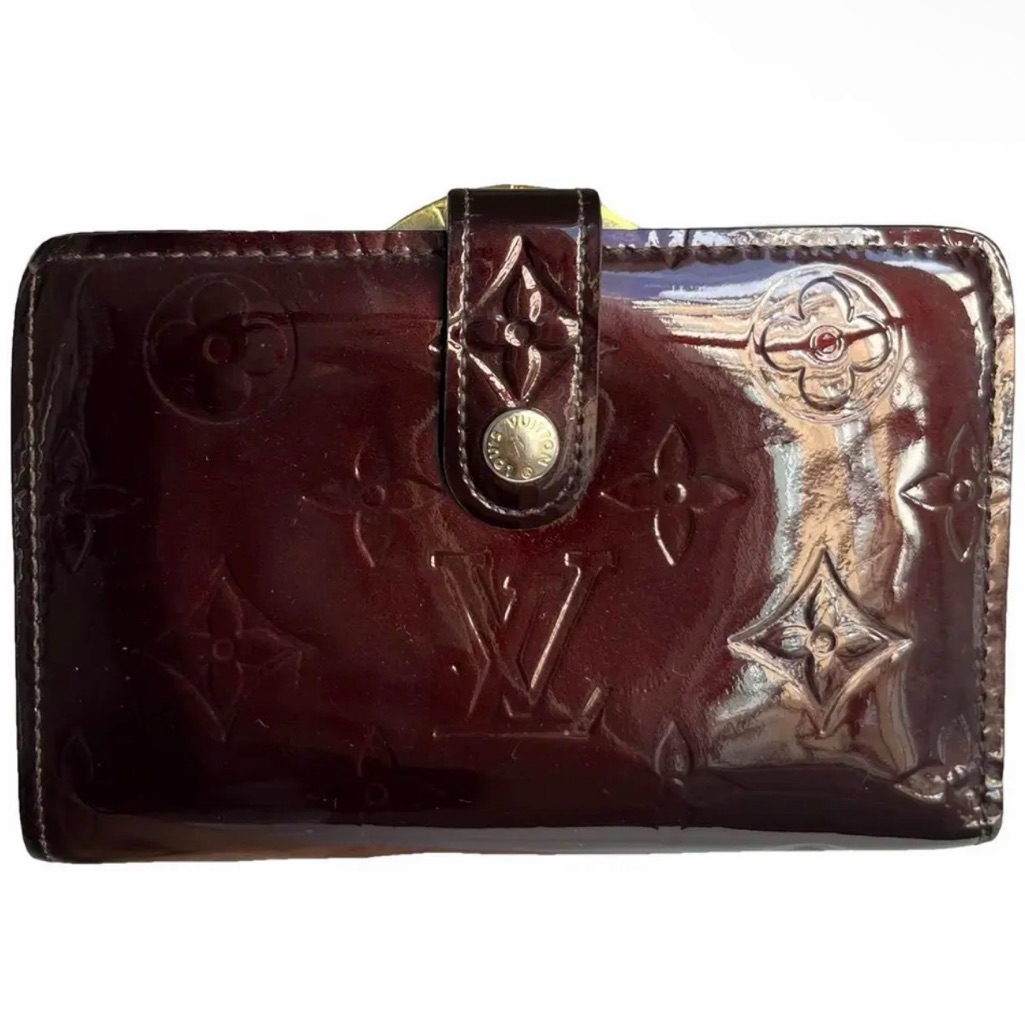 Louis Vuitton Amarante Vernis Patent Leather Compact Kiss-Lock Wallet